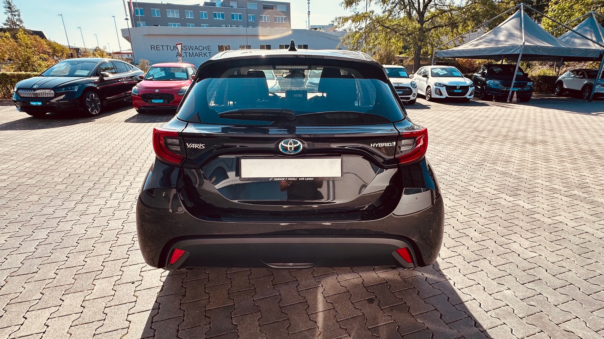 TOYOTA Yaris 1.5 Trend e-CVT-image-9