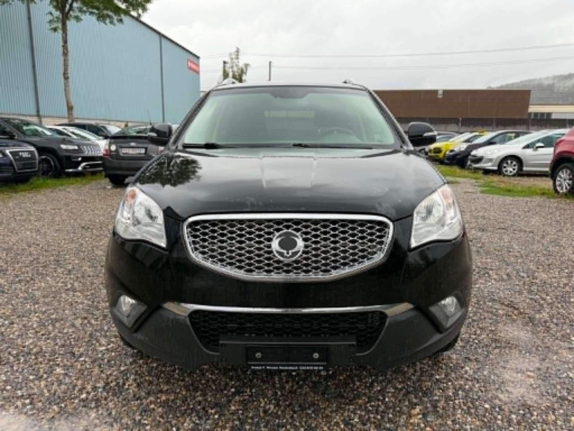 KGM-SsangYong Korando 2.0 e-XDI Family Edition 4WD Automatic-image-9