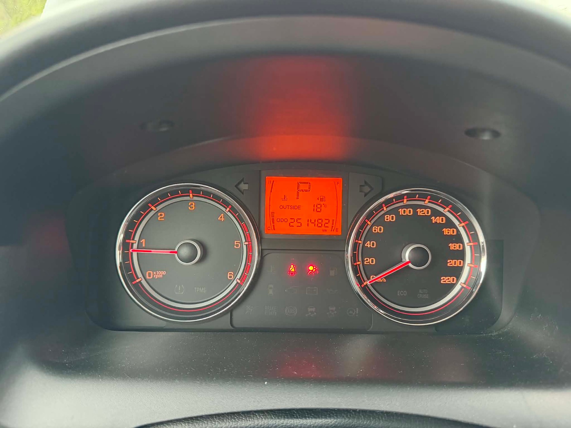 KGM-SsangYong Korando 2.0 e-XDI Family Edition 4WD Automatic-image-13