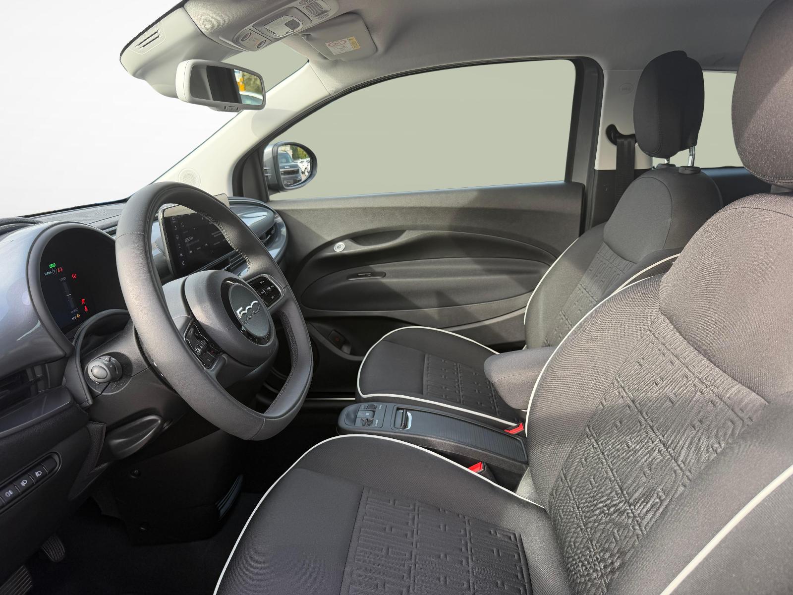 FIAT 500 Swiss Edition-image-1