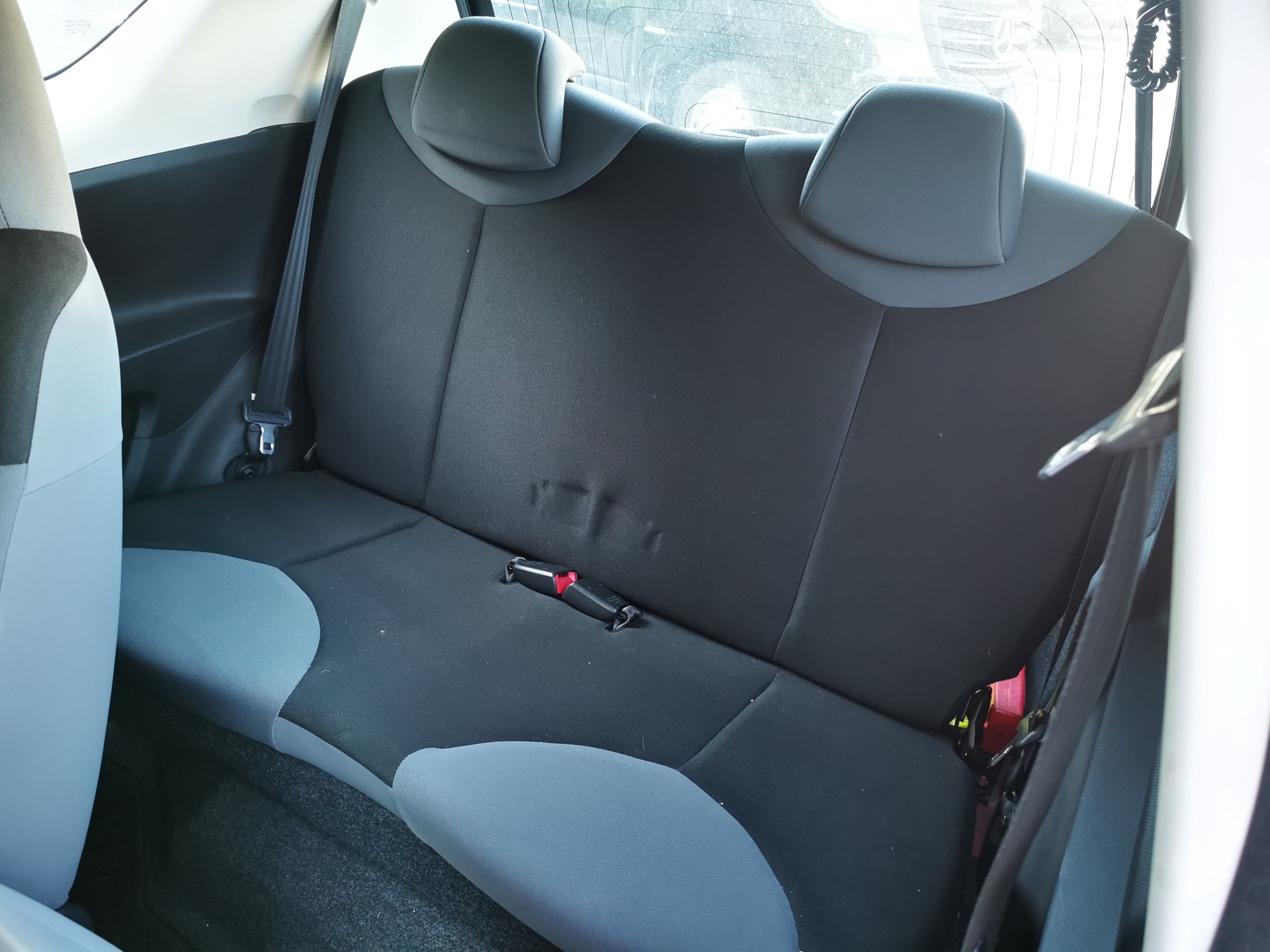 CITROEN C1 1.0i Attraction-image-8