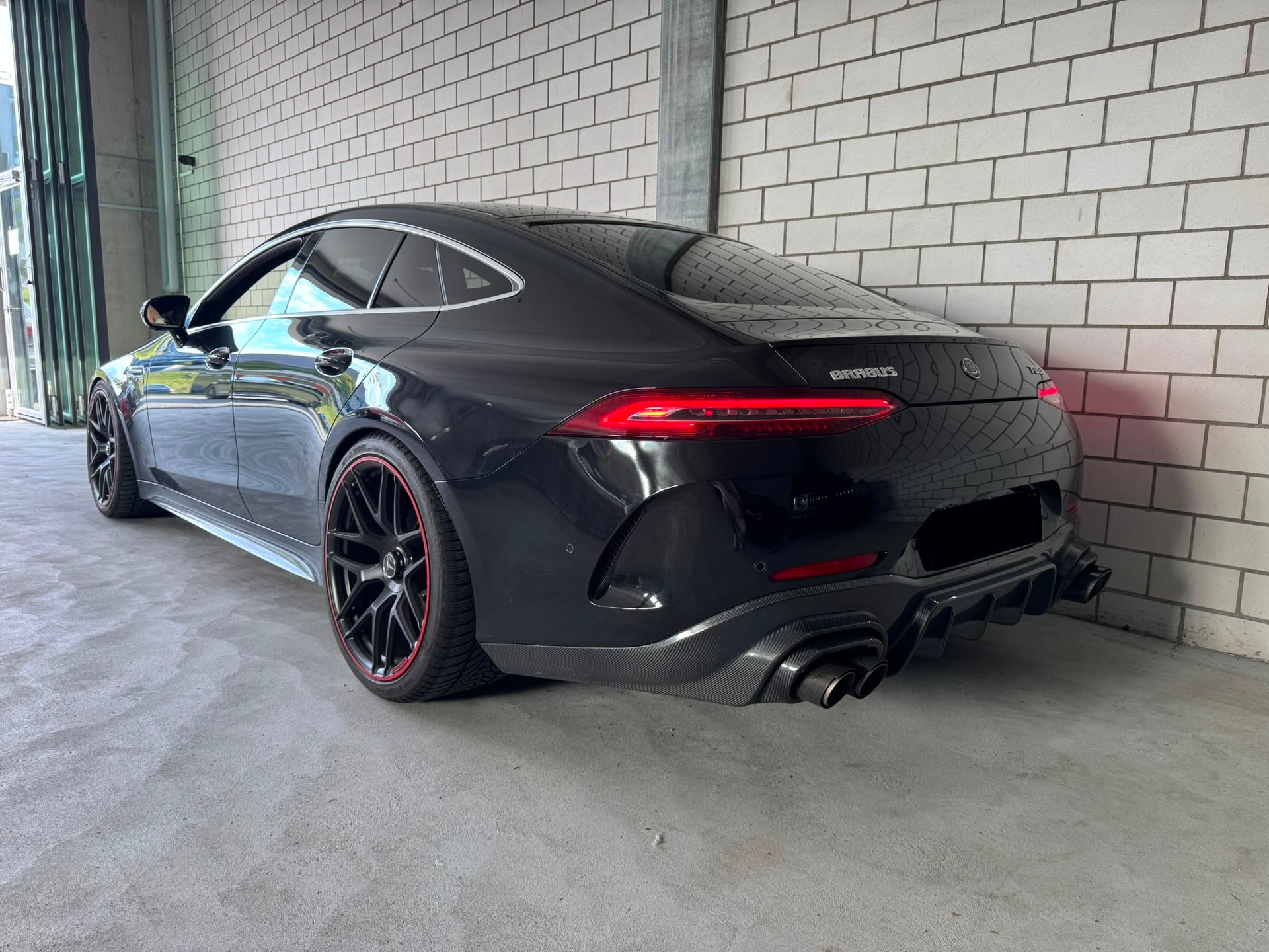 MERCEDES-BENZ AMG GT 4 63 4Matic+ Speedshift MCT Full Carbon + BRABUS 700 PS / 950 NM-image-2