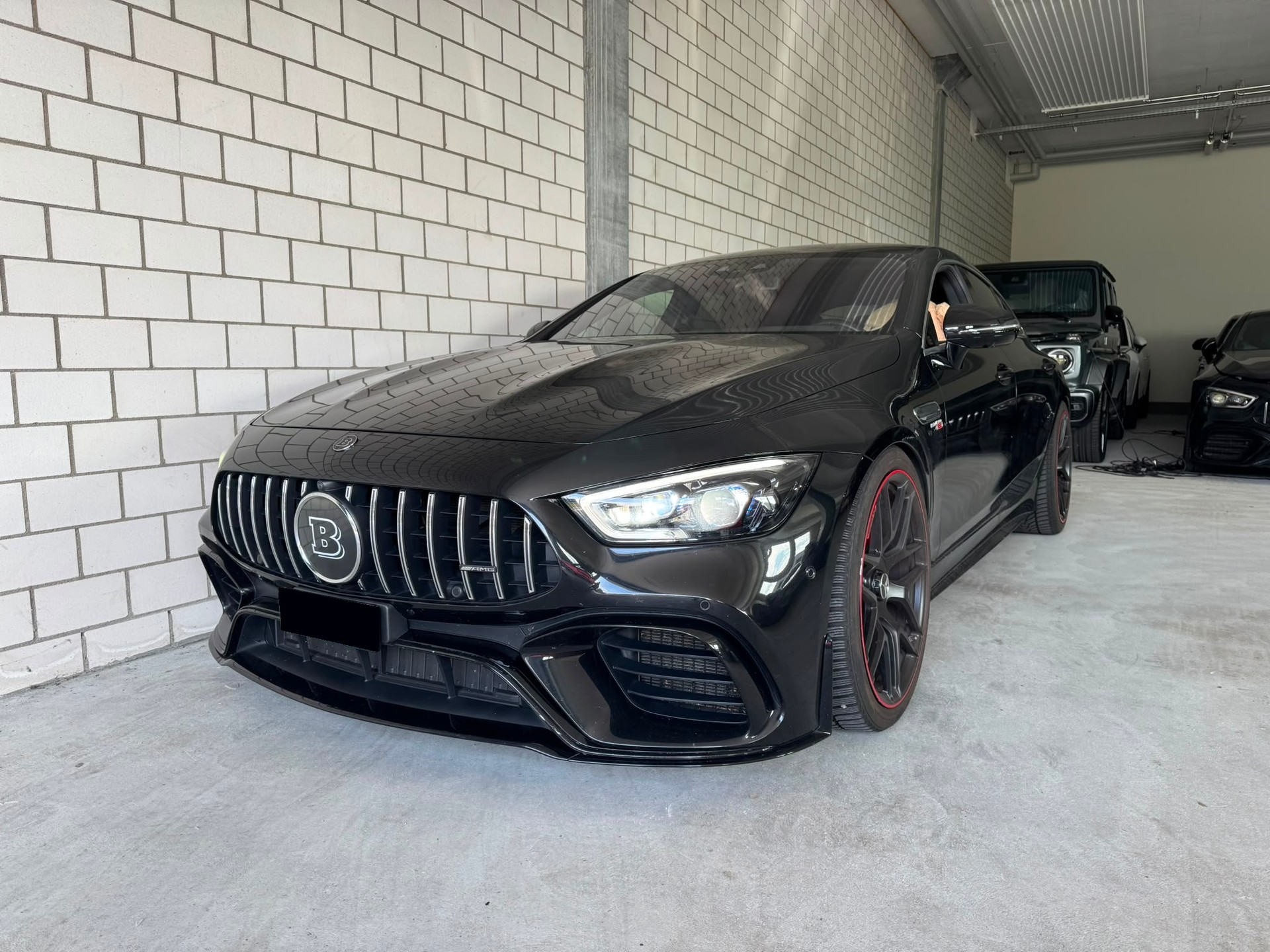 MERCEDES-BENZ AMG GT 4 63 4Matic+ Speedshift MCT Full Carbon + BRABUS 700 PS / 950 NM-image-1