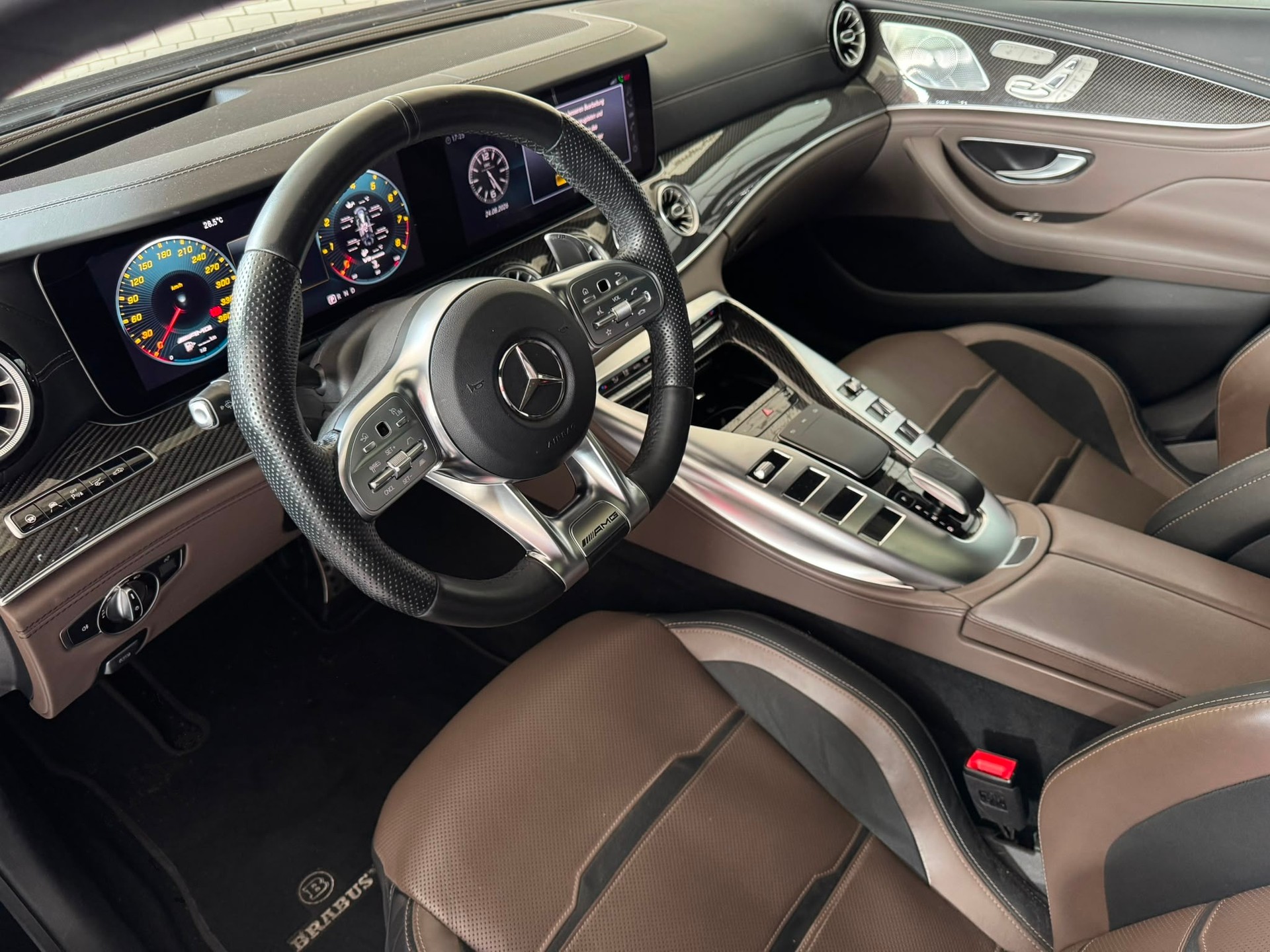 MERCEDES-BENZ AMG GT 4 63 4Matic+ Speedshift MCT Full Carbon + BRABUS 700 PS / 950 NM-image-4