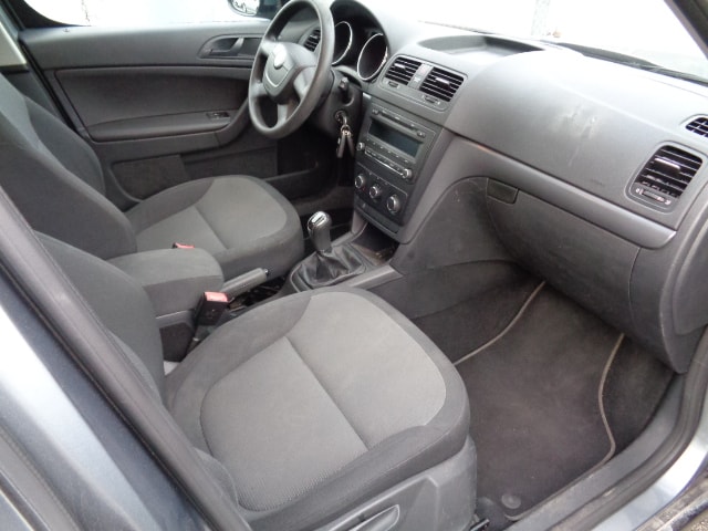 SKODA Yeti 1.8 TSI Clever 4x4-image-7