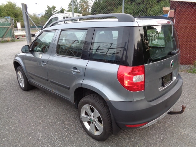 SKODA Yeti 1.8 TSI Clever 4x4-image-4
