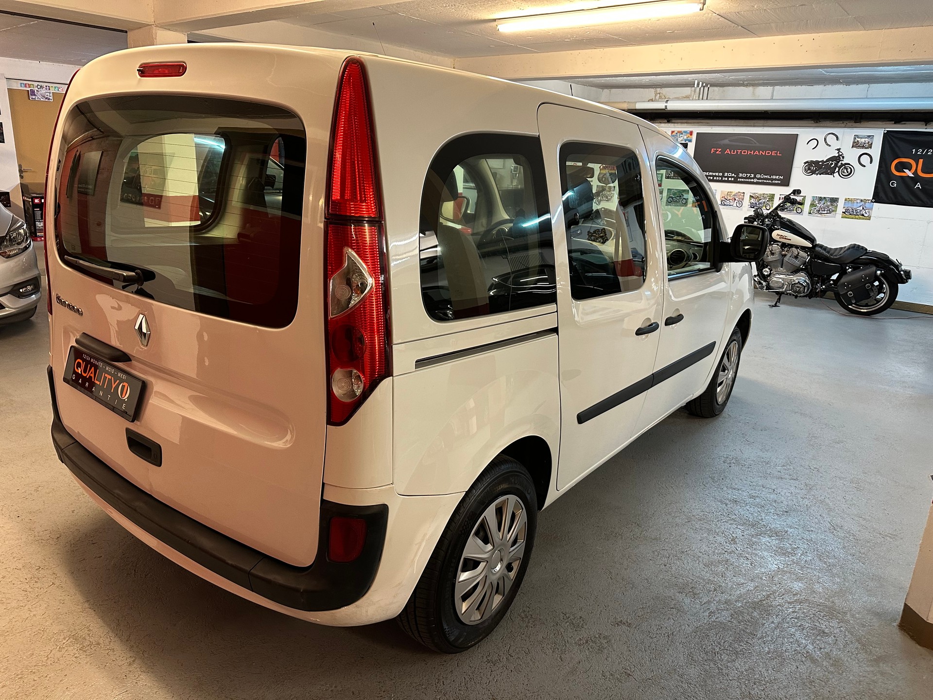 RENAULT Kangoo 1.6 16V Expression Automatic-image-5