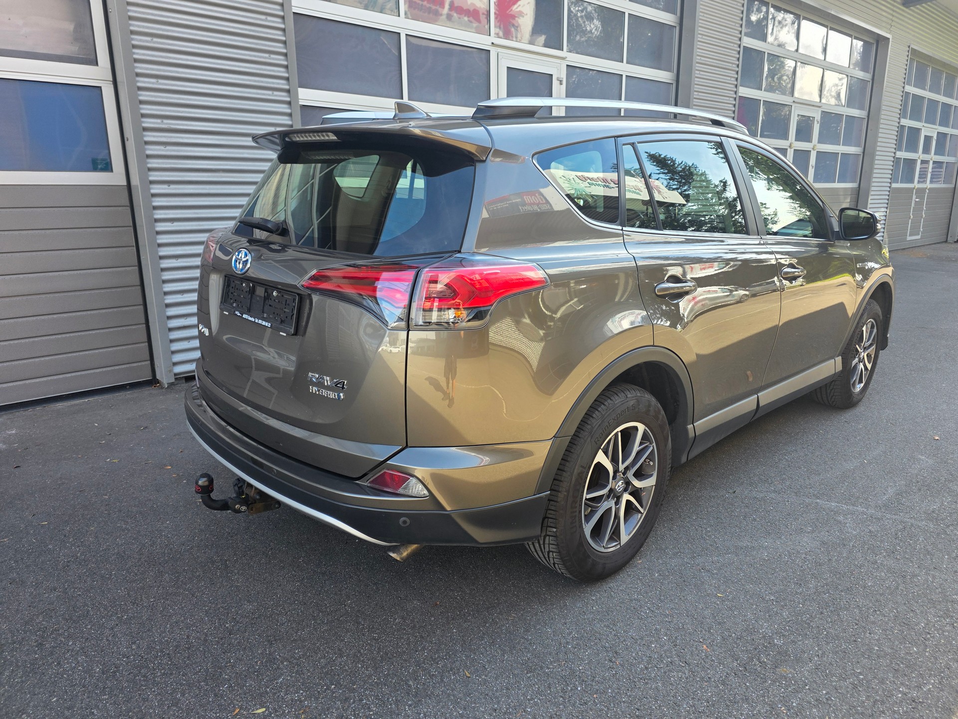 TOYOTA RAV-4 2.5 HSD Sol e-CVT-image-4