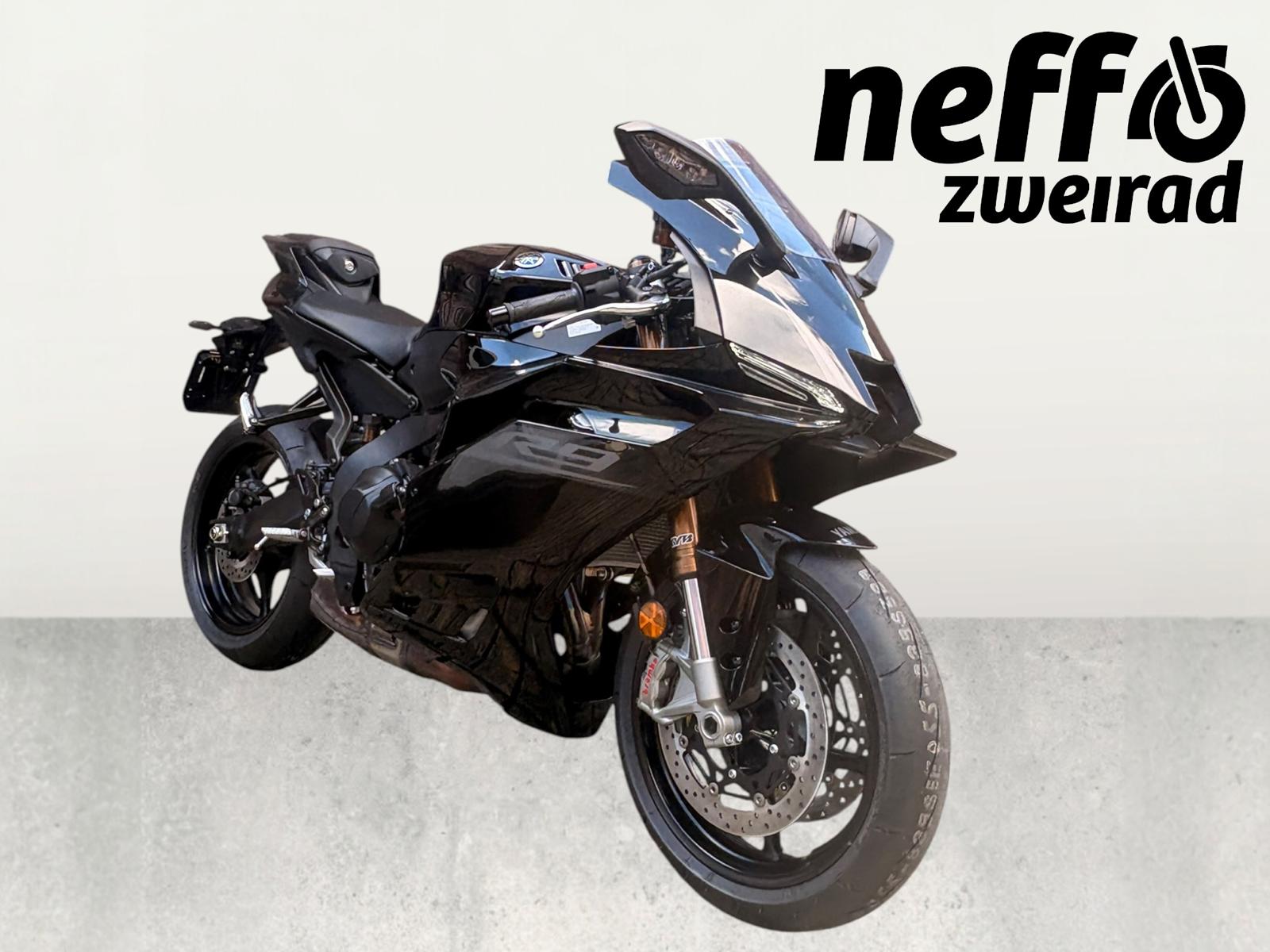 YAMAHA YZF-R9