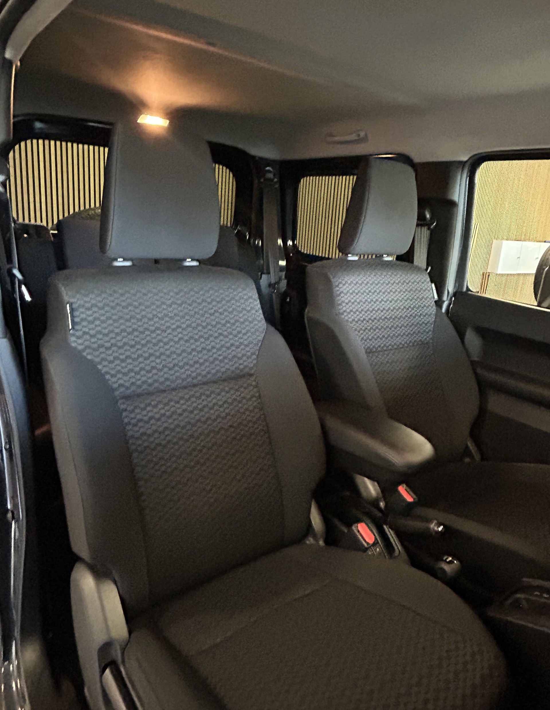 SUZUKI Jimny 1.5 Compact Top Automatique 4 Place/4Platz-image-15