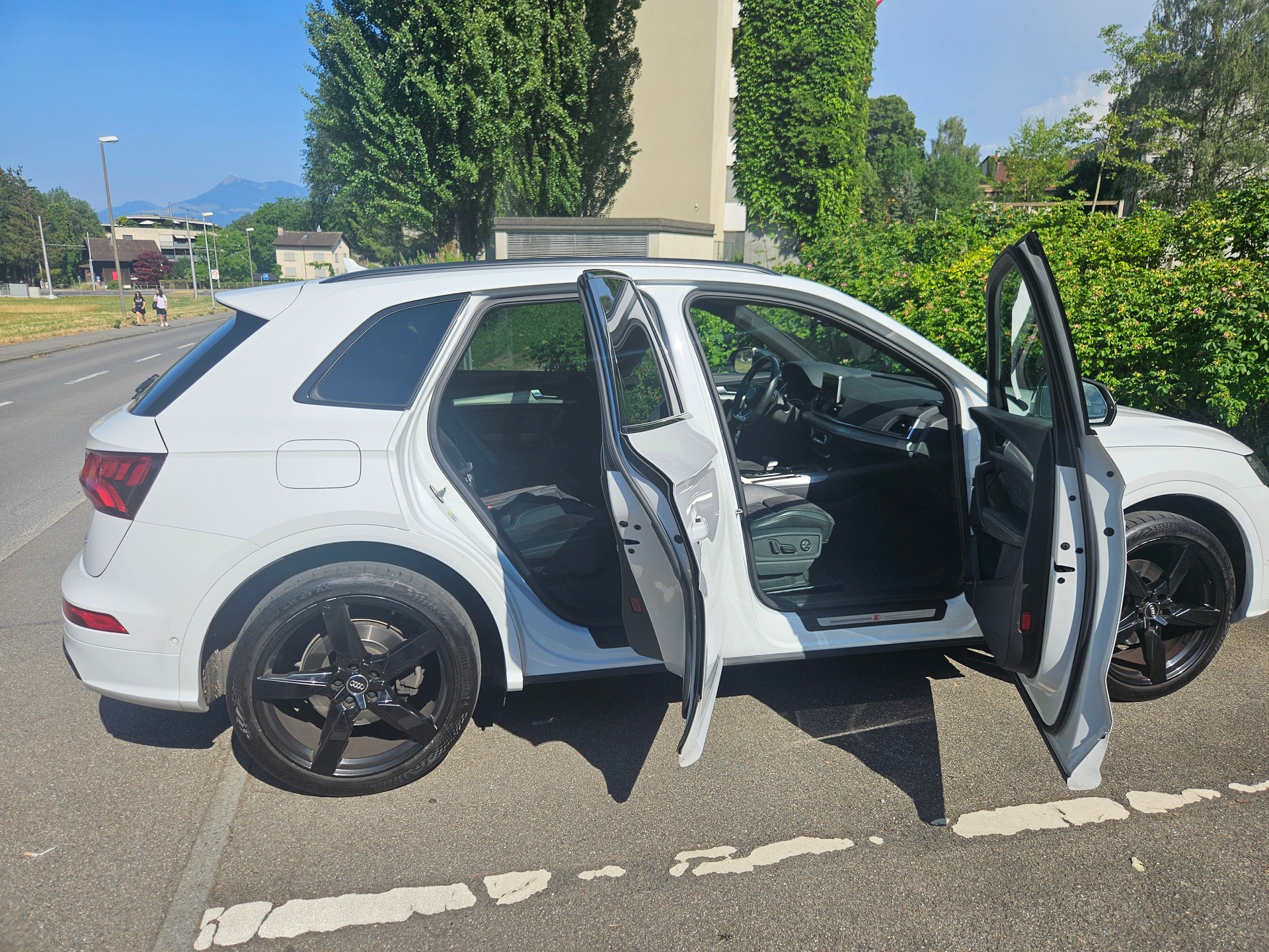 AUDI AUDI Q5 45 TFSI S line quattro S-Tronic-image-5