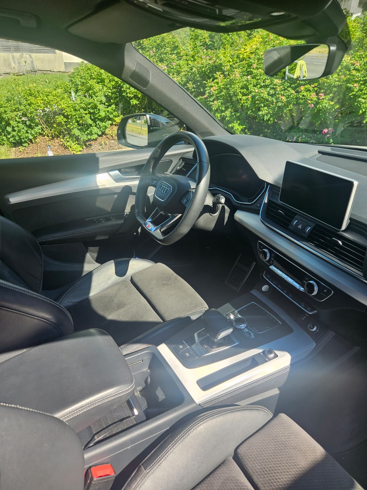 AUDI 2.0 45 TFSI Sport qu. S-Tronic-image-4