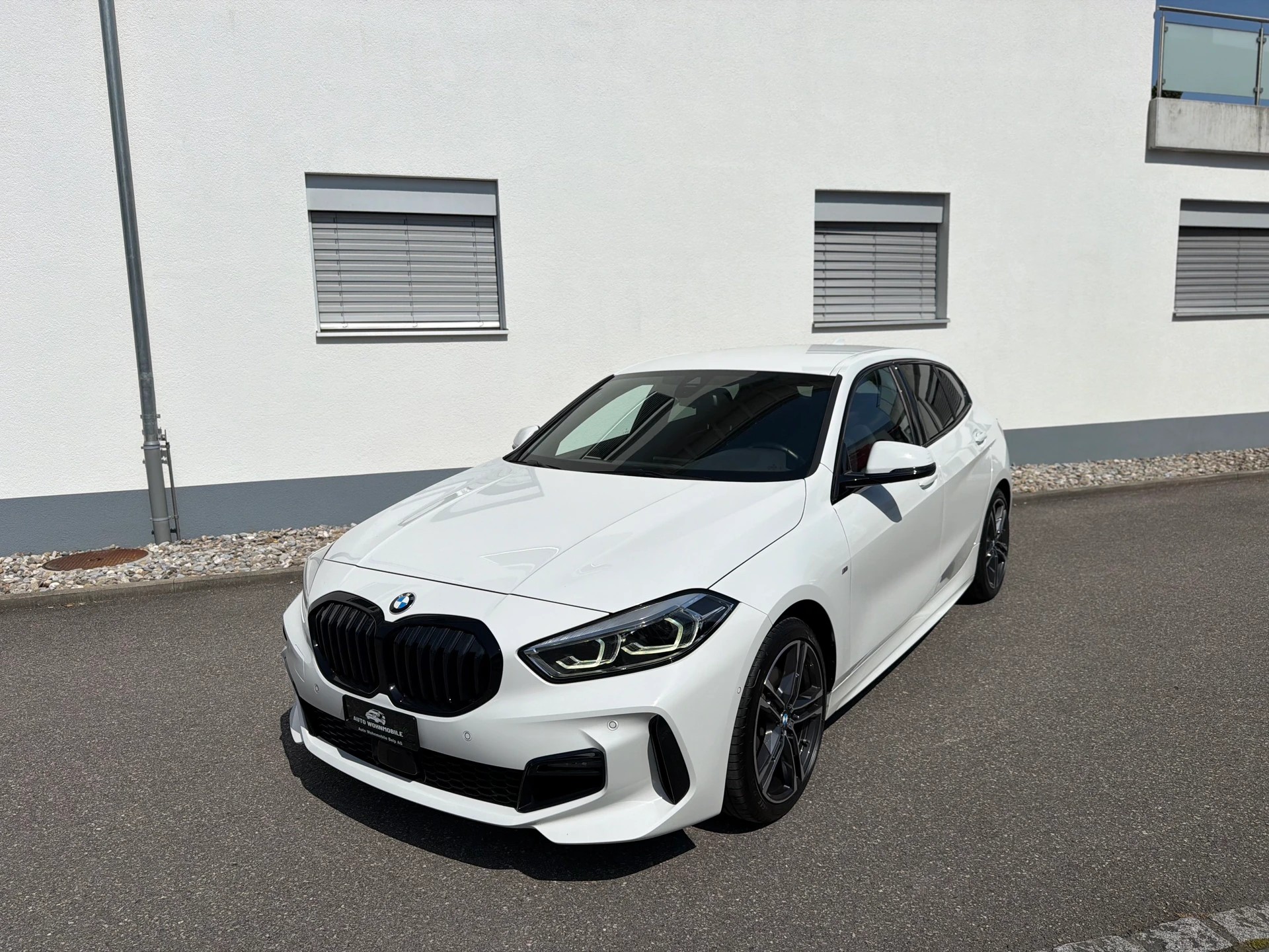 BMW 118d Steptronic M Sport-image-9