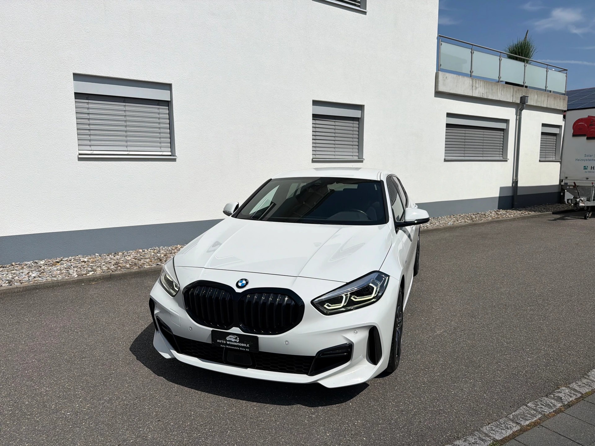 BMW 118d Steptronic M Sport-image-8