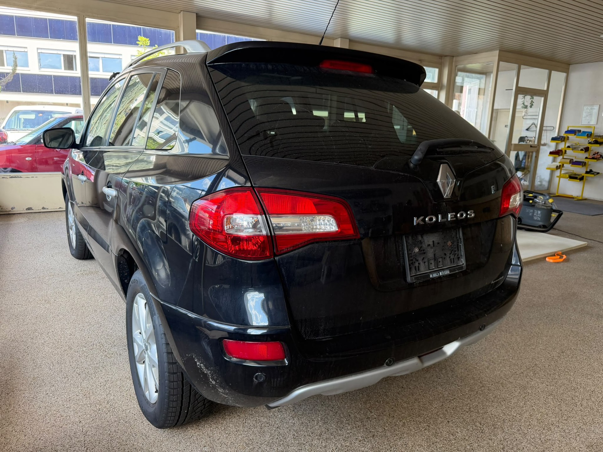 RENAULT Koleos 2.0 dCi 4x4 Automatic-image-3