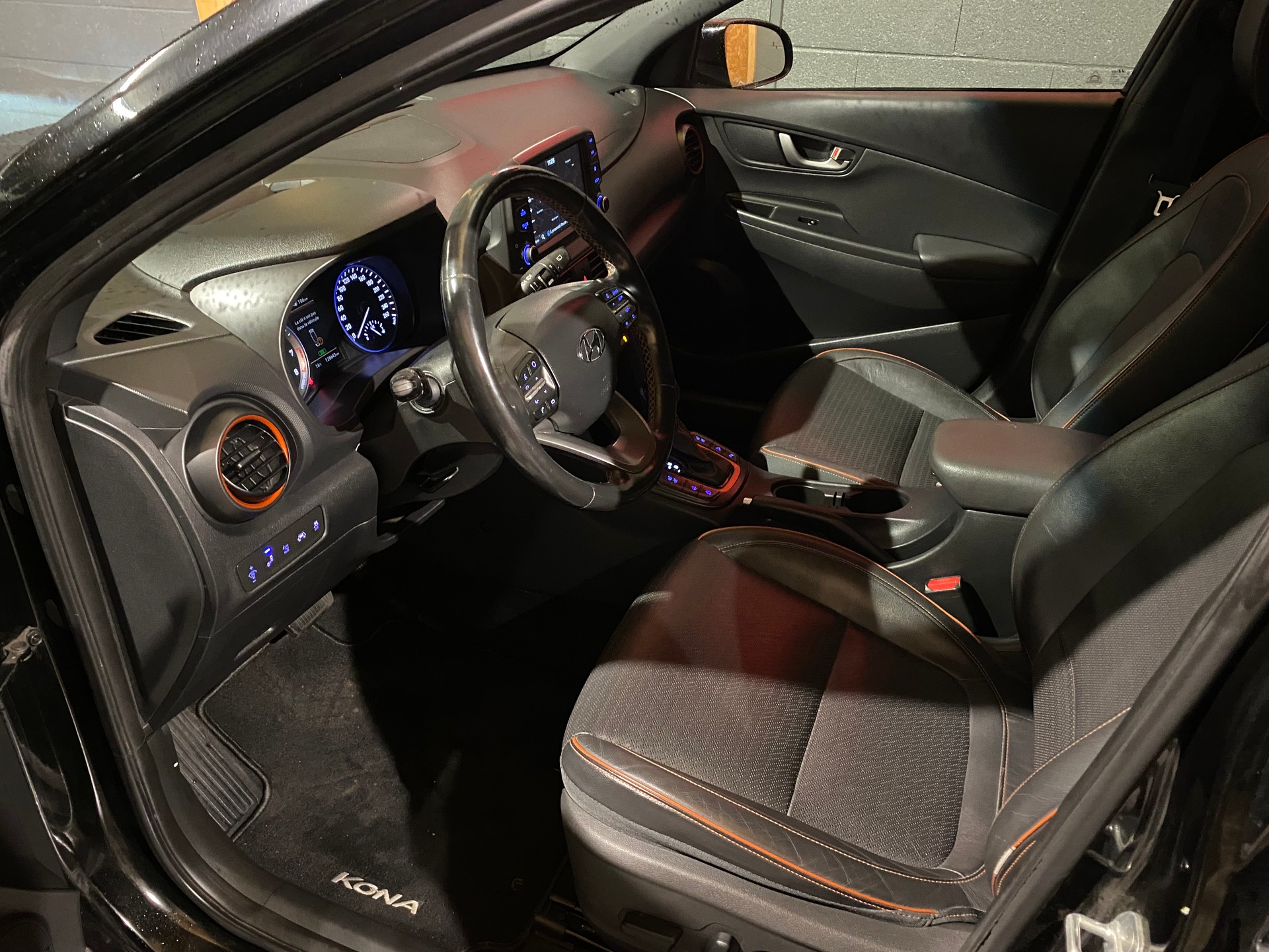 HYUNDAI Kona 1.6 T-GDi Launch Plus 4WD DCT-image-15