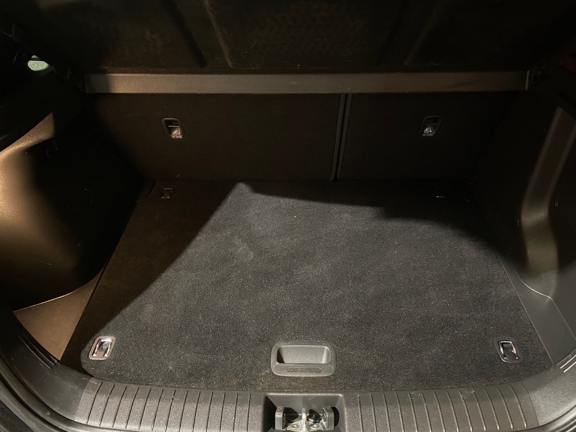 HYUNDAI Kona 1.6 T-GDi Launch Plus 4WD DCT-image-27