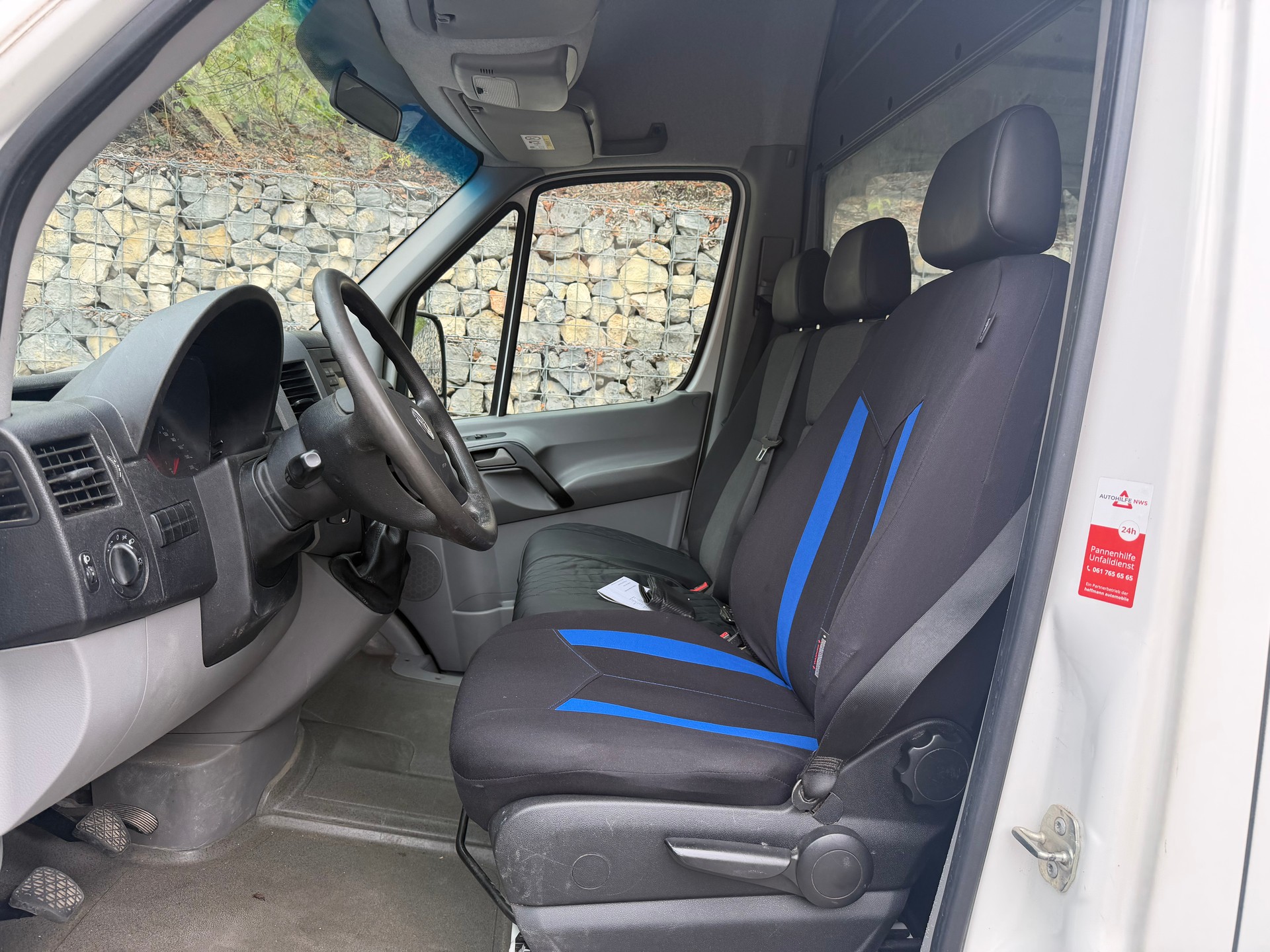 VW Crafter 35 2.0 TDI CR-image-9