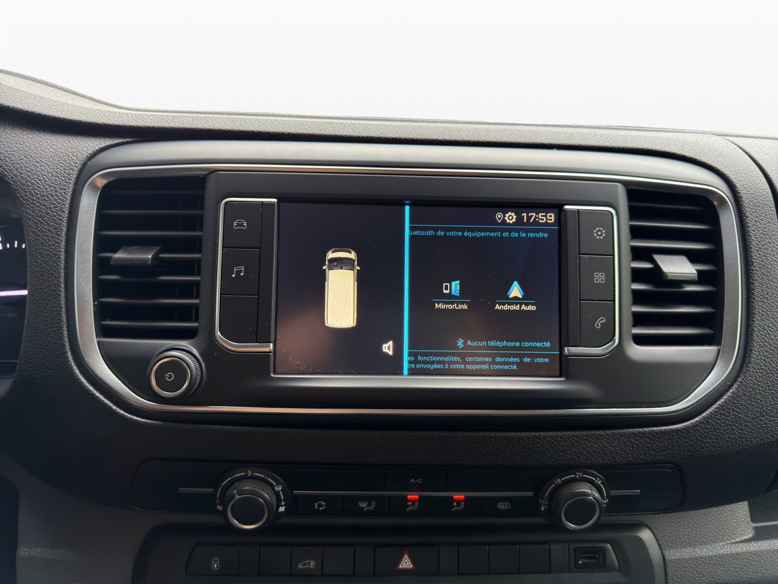 PEUGEOT Expert 2.0 BlueHDi 140 S&S Premium Standard-image-13