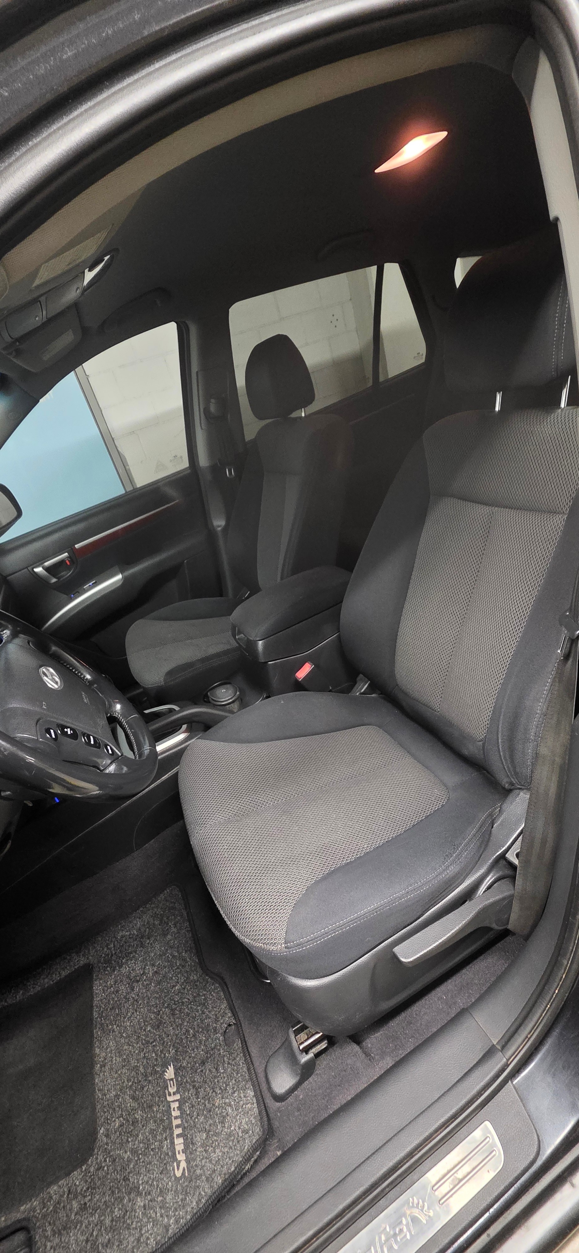 HYUNDAI Santa Fe 2.2 CRDi Comfort 4WD-image-9