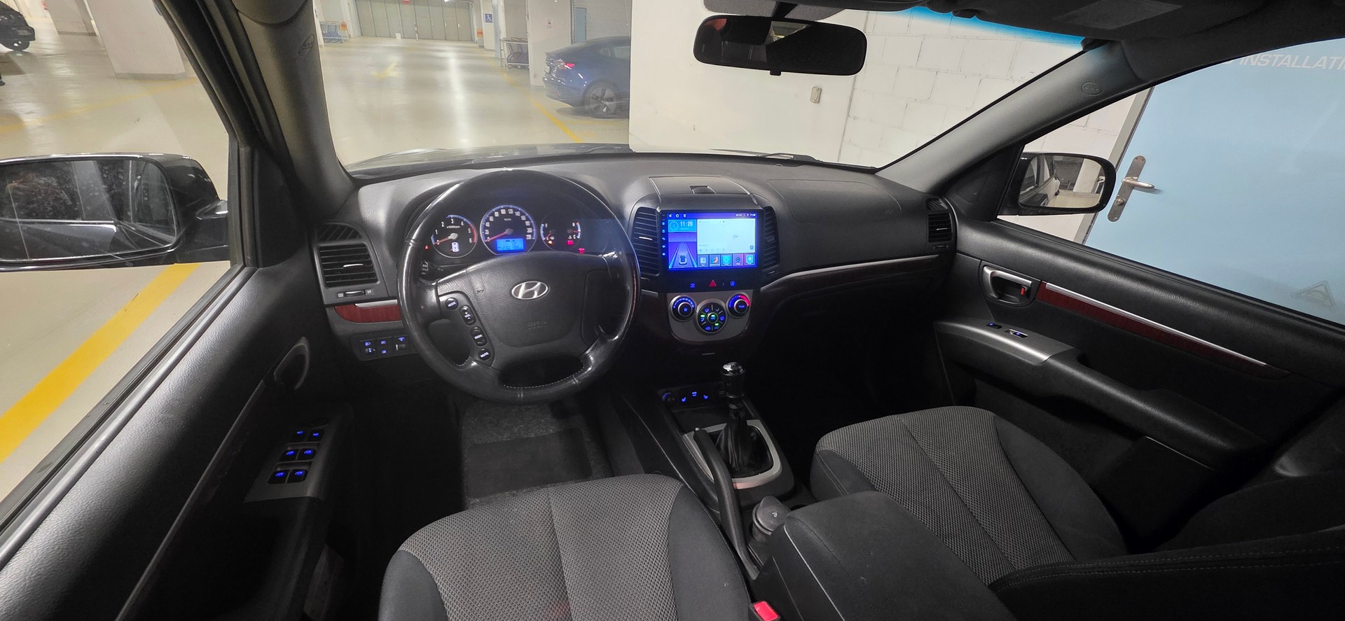 HYUNDAI Santa Fe 2.2 CRDi Comfort 4WD-image-8