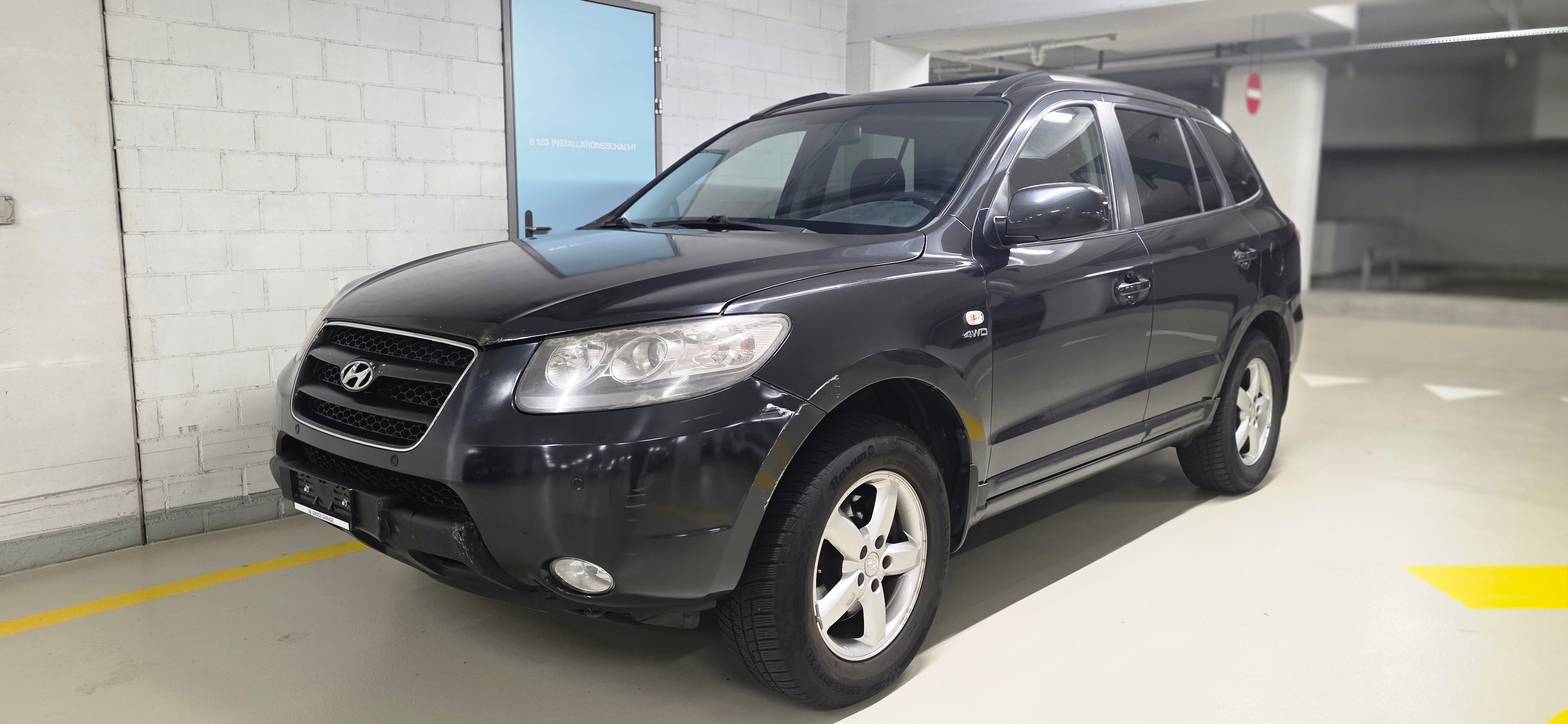 HYUNDAI Santa Fe 2.2 CRDi Comfort 4WD — slika 1