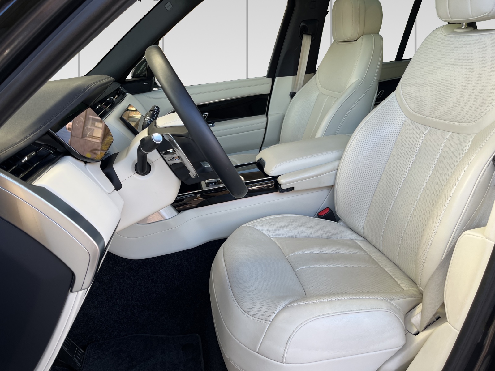 LAND ROVER Range Rover P460e Si6 PHEV SE Automatic-image-6