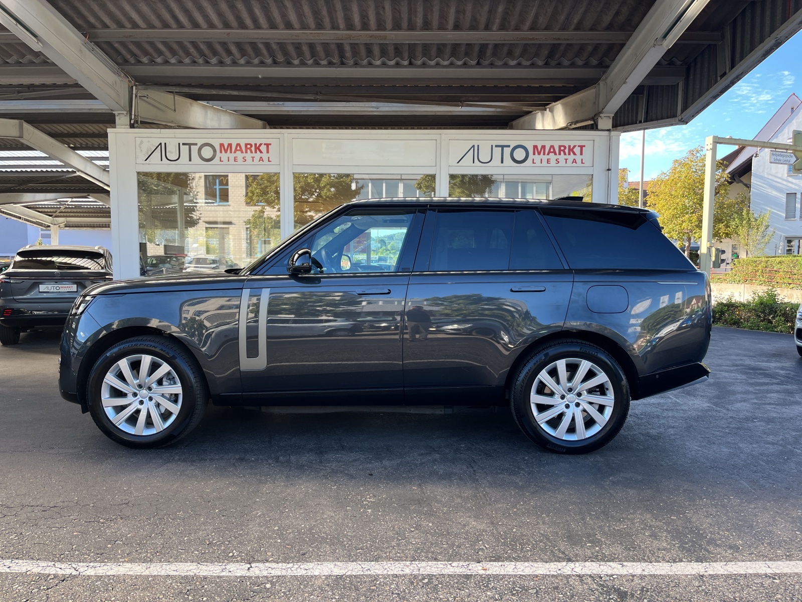 LAND ROVER Range Rover P460e Si6 PHEV SE Automatic-image-1