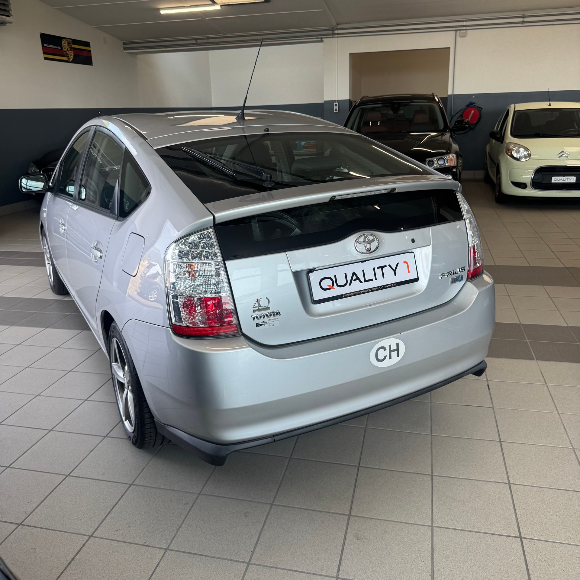 TOYOTA Prius 1.5 16V Hybrid-image-17