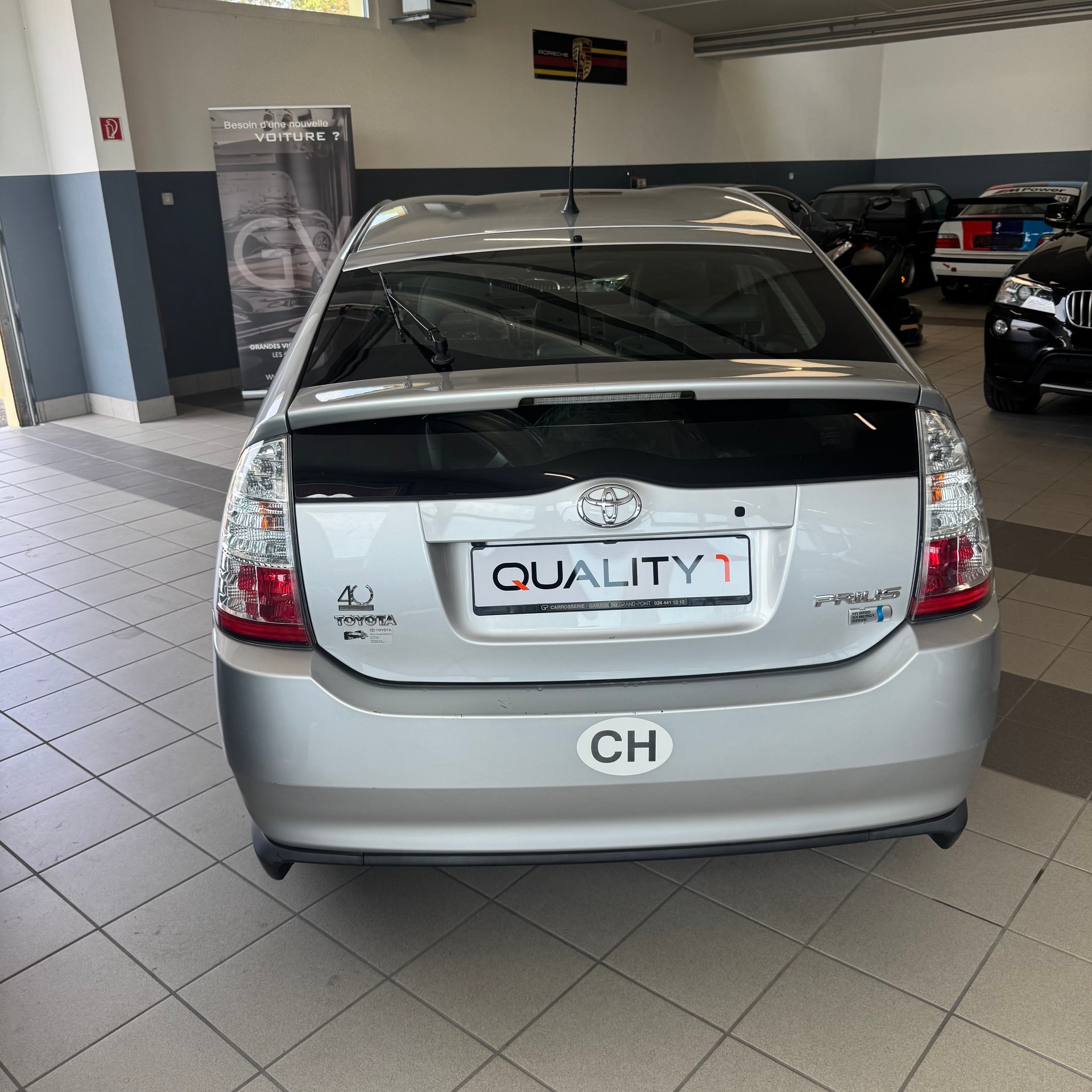 TOYOTA Prius 1.5 16V Hybrid-image-19