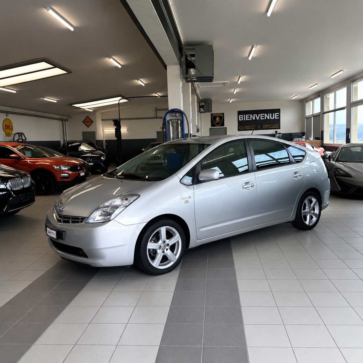 TOYOTA Prius 1.5 16V Hybrid-image-0