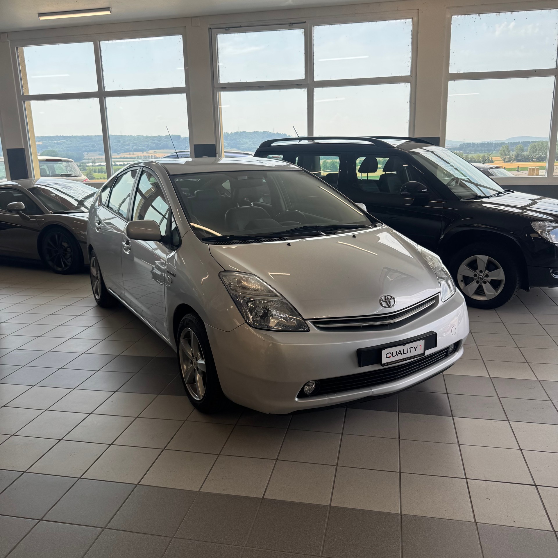 TOYOTA Prius 1.5 16V Hybrid-image-3