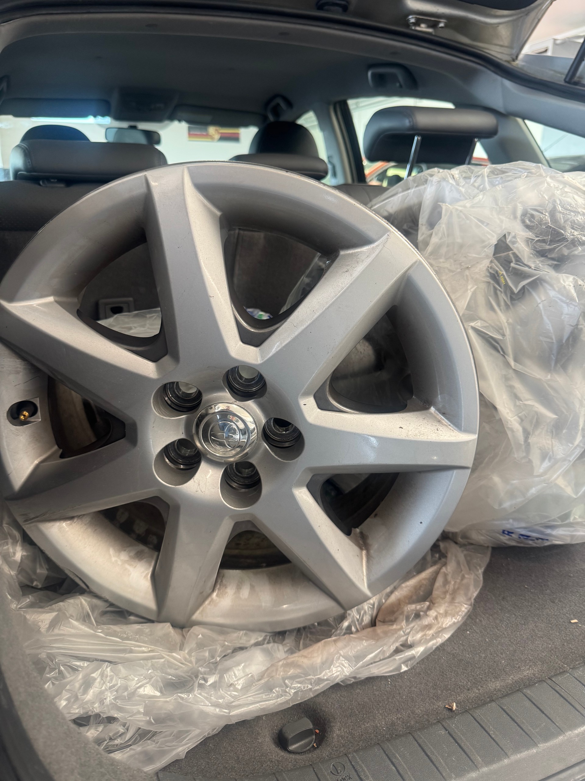 TOYOTA Prius 1.5 16V Hybrid-image-16