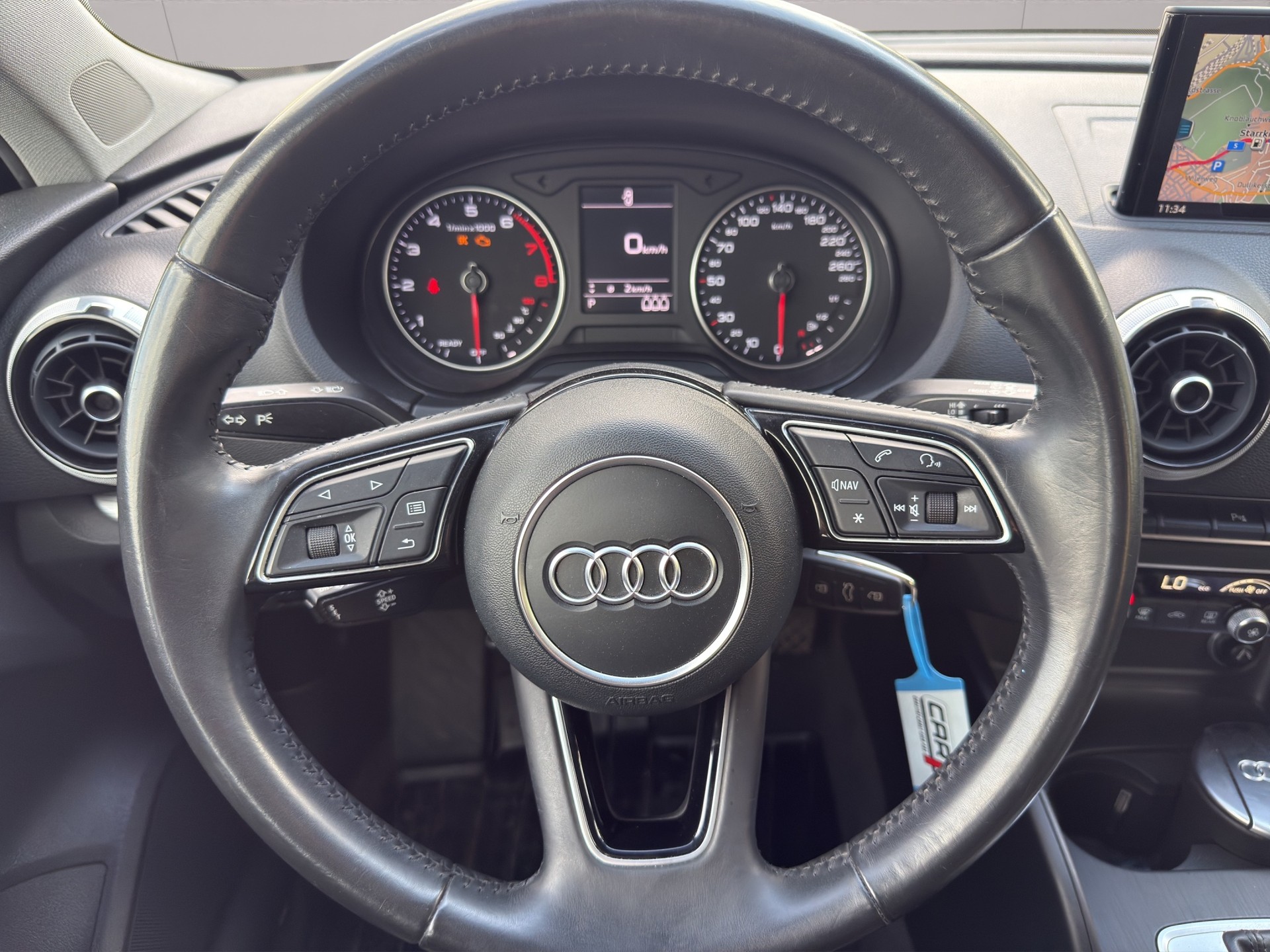 AUDI A3 Sportback 2.0 TFSI Sport quattro S-tronic-image-11