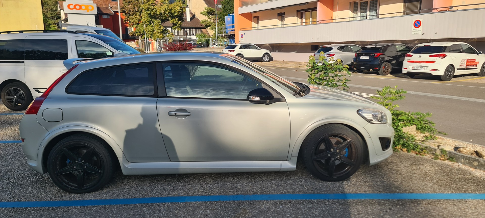 VOLVO C30 D3 Momentum-image-4
