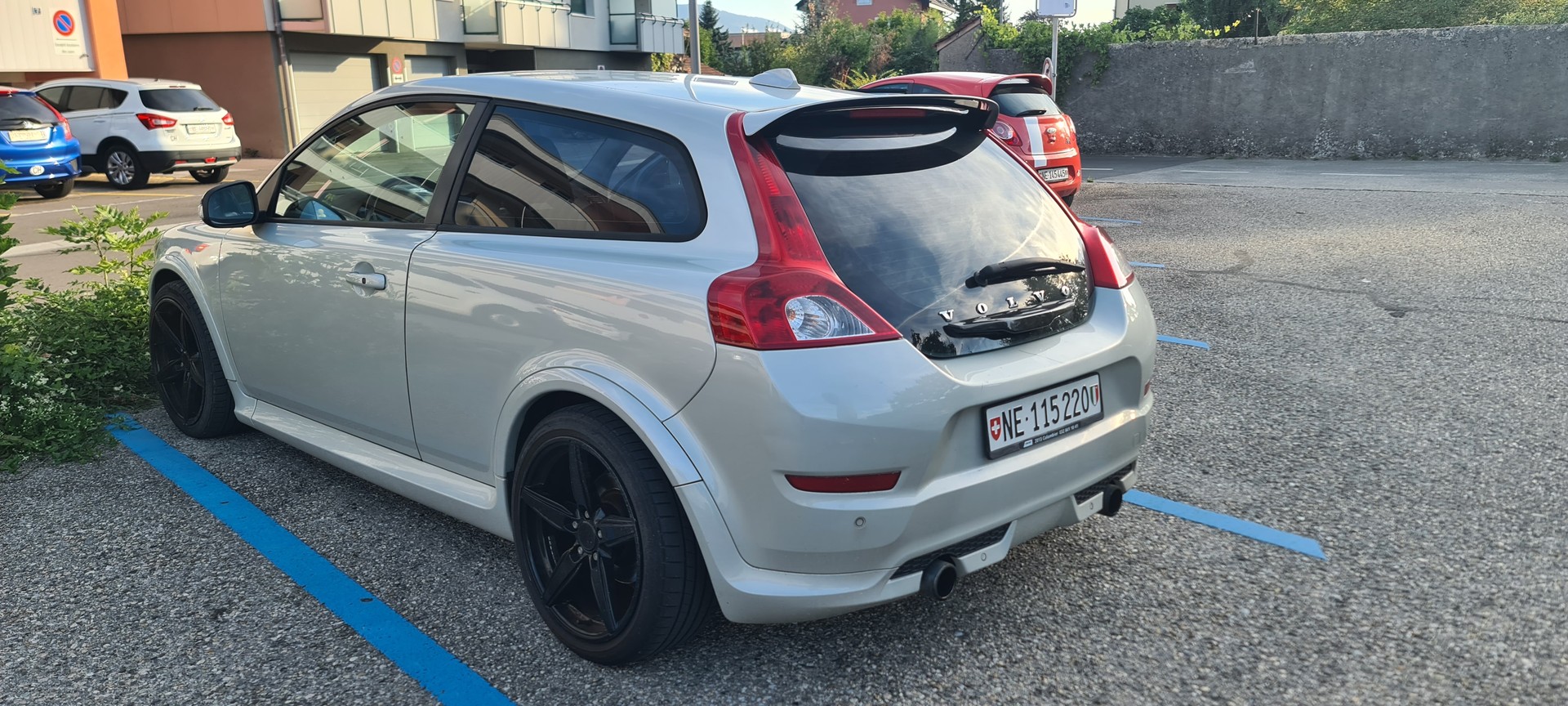 VOLVO C30 D3 Momentum-image-3
