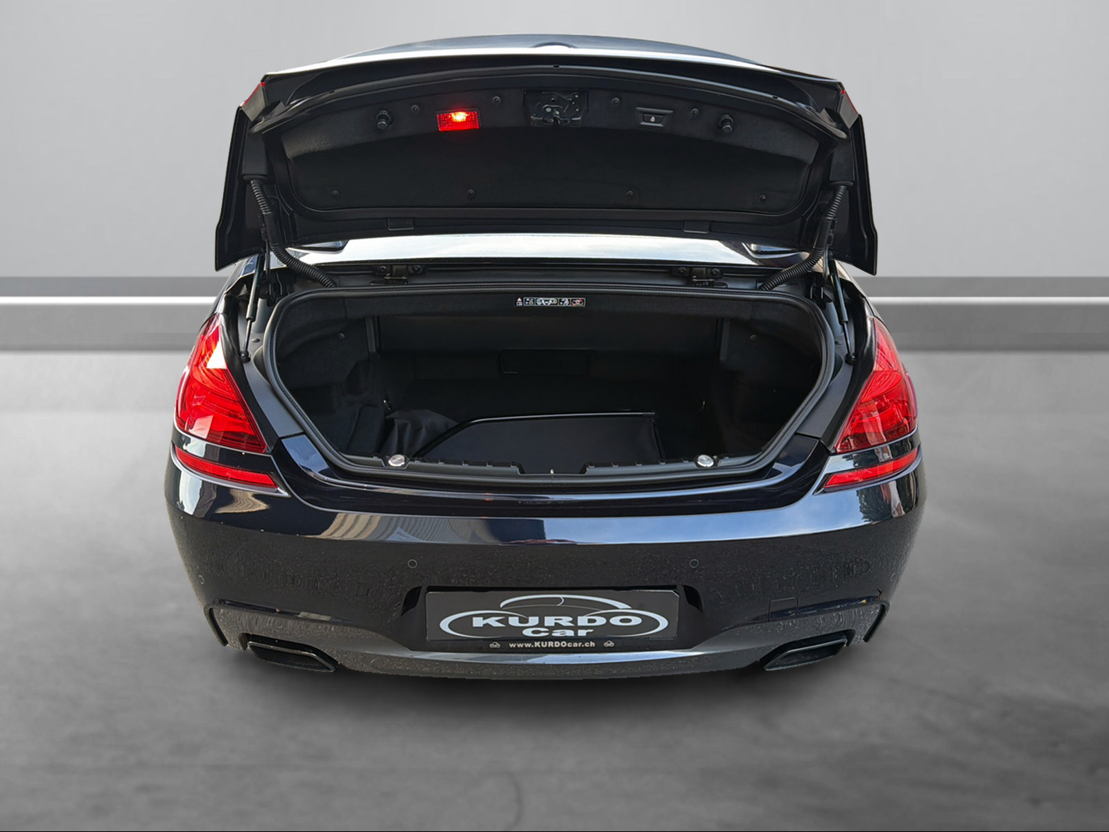 BMW 650i Cabrio xDrive-image-13