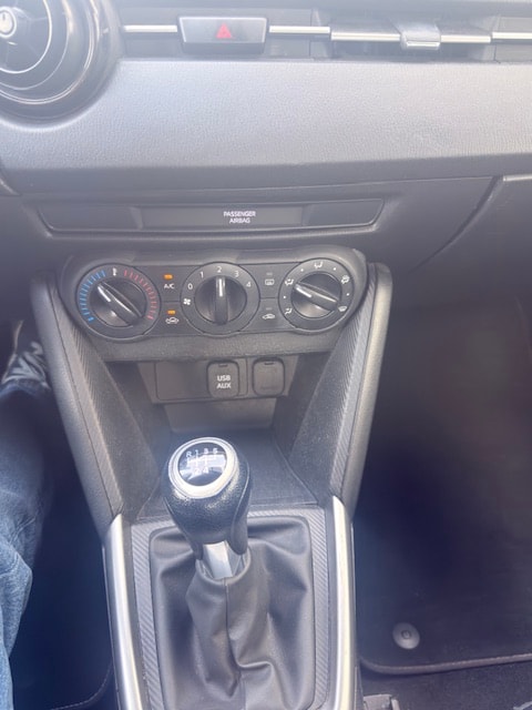 MAZDA 2 1.5i 16V Skyactiv-G Challenge-image-13