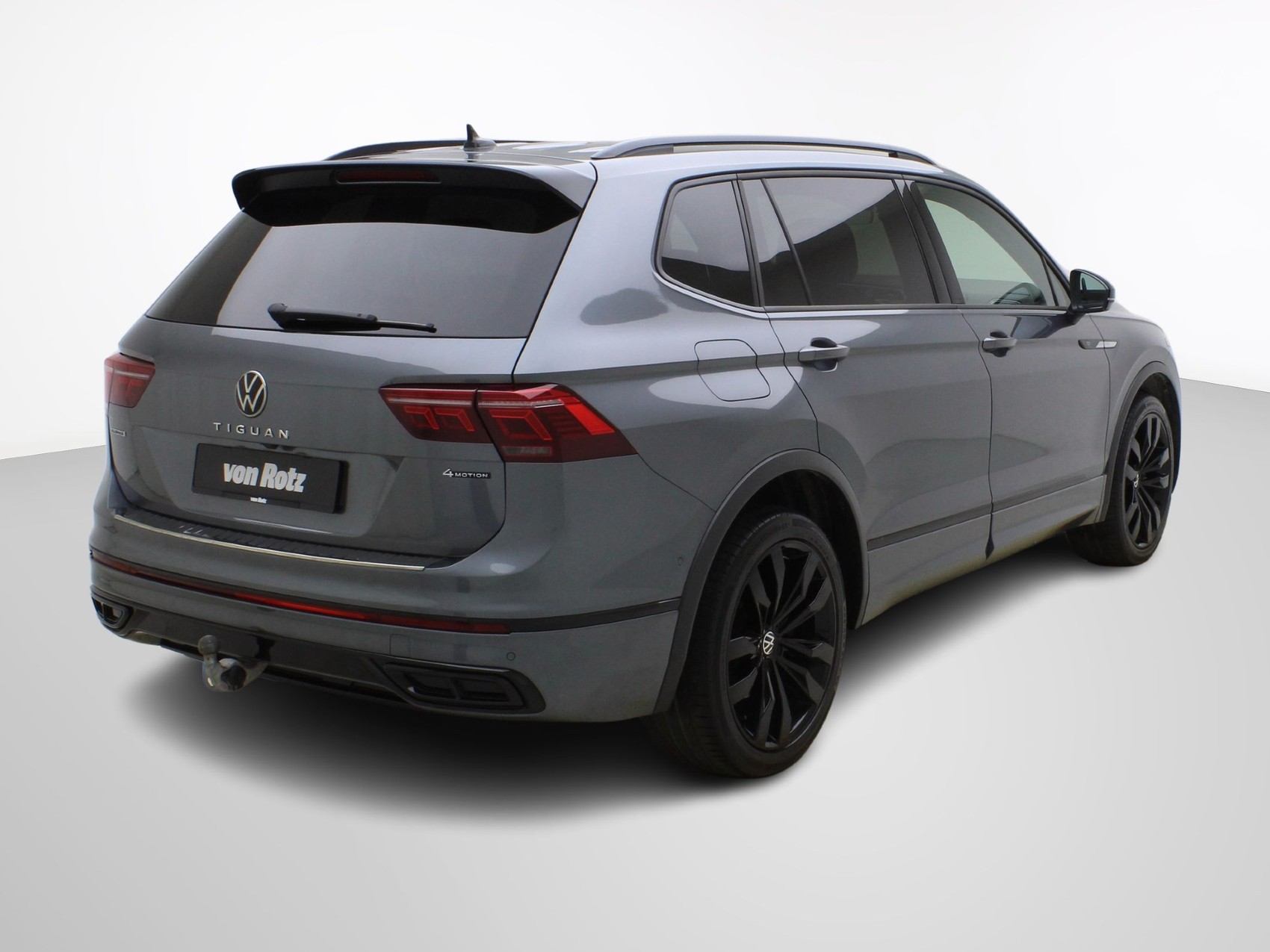 VW Tiguan Allspace 2.0 TSI DSG R-Line Black Style 4Motion-image-4
