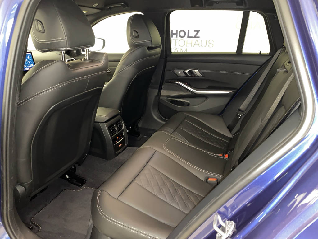BMW-ALPINA B3 Touring 3.0 Biturbo GT 4x4-image-16