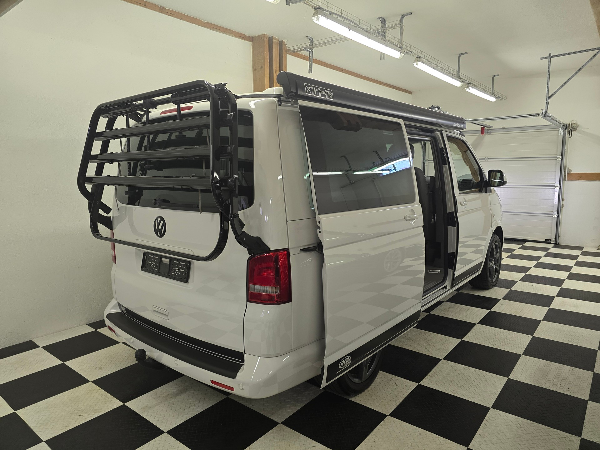 VW T5 California 2.0 TDI Comfortline DSG-image-2