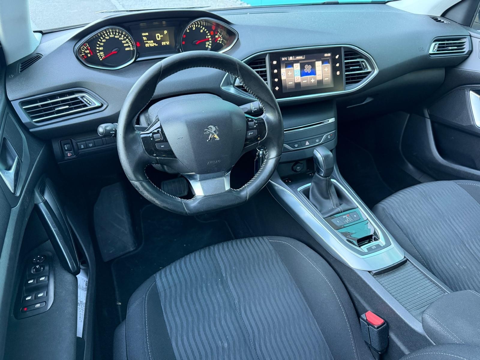 PEUGEOT 308 SW 2.0 BlueHDI Business Automatic-image-7