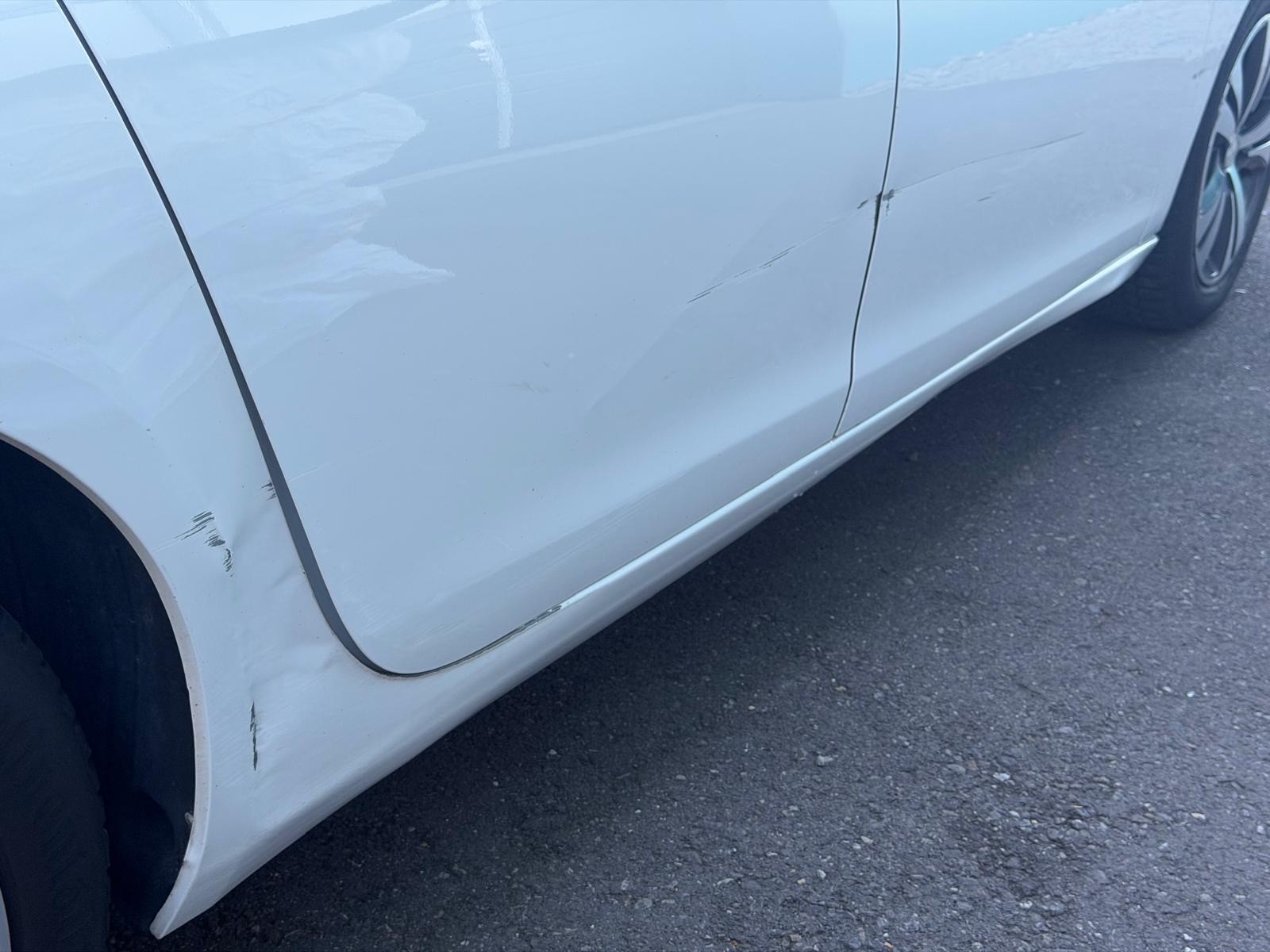 PEUGEOT 308 SW 2.0 BlueHDI Business Automatic-image-12