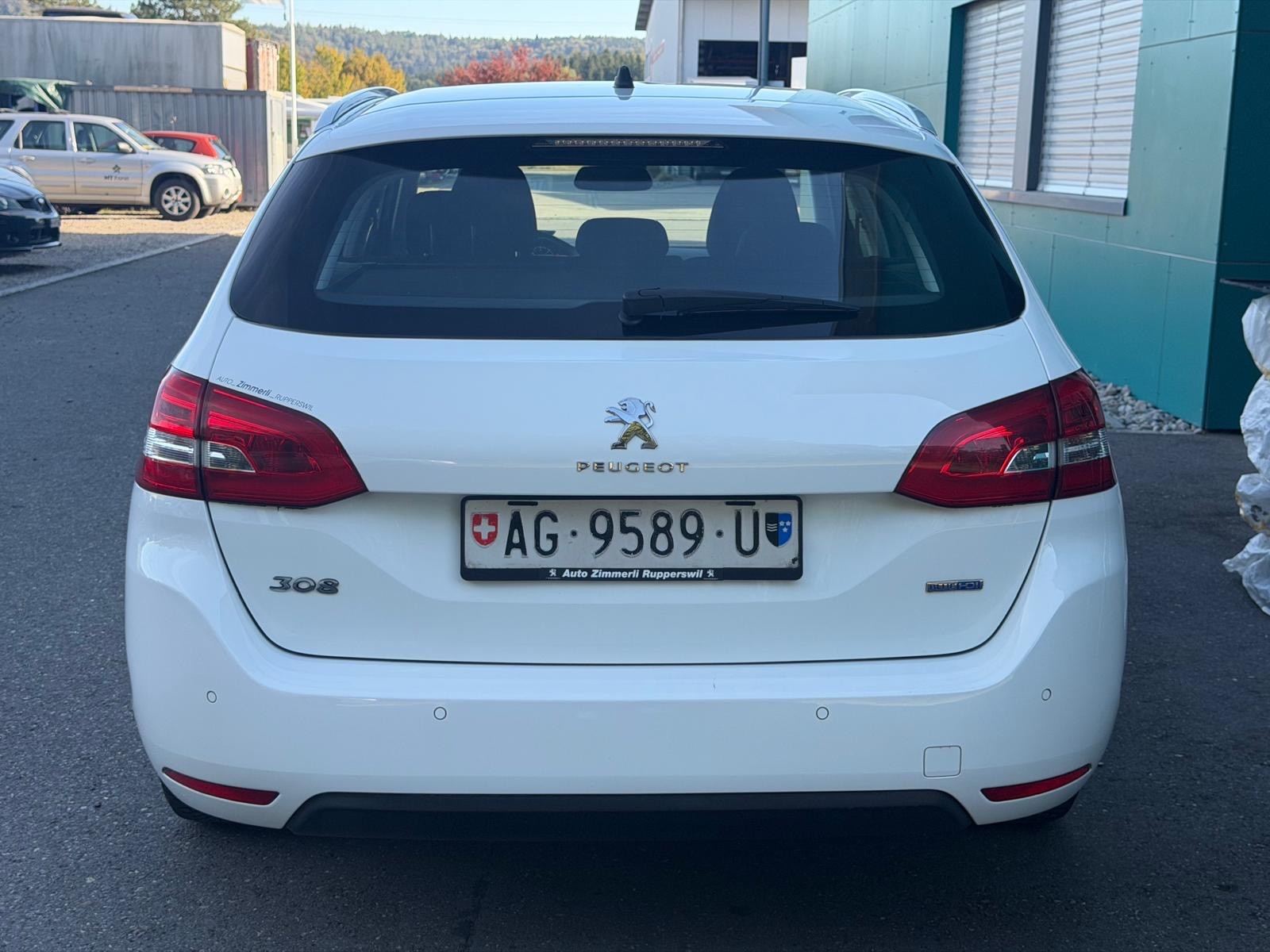 PEUGEOT 308 SW 2.0 BlueHDI Business Automatic-image-5