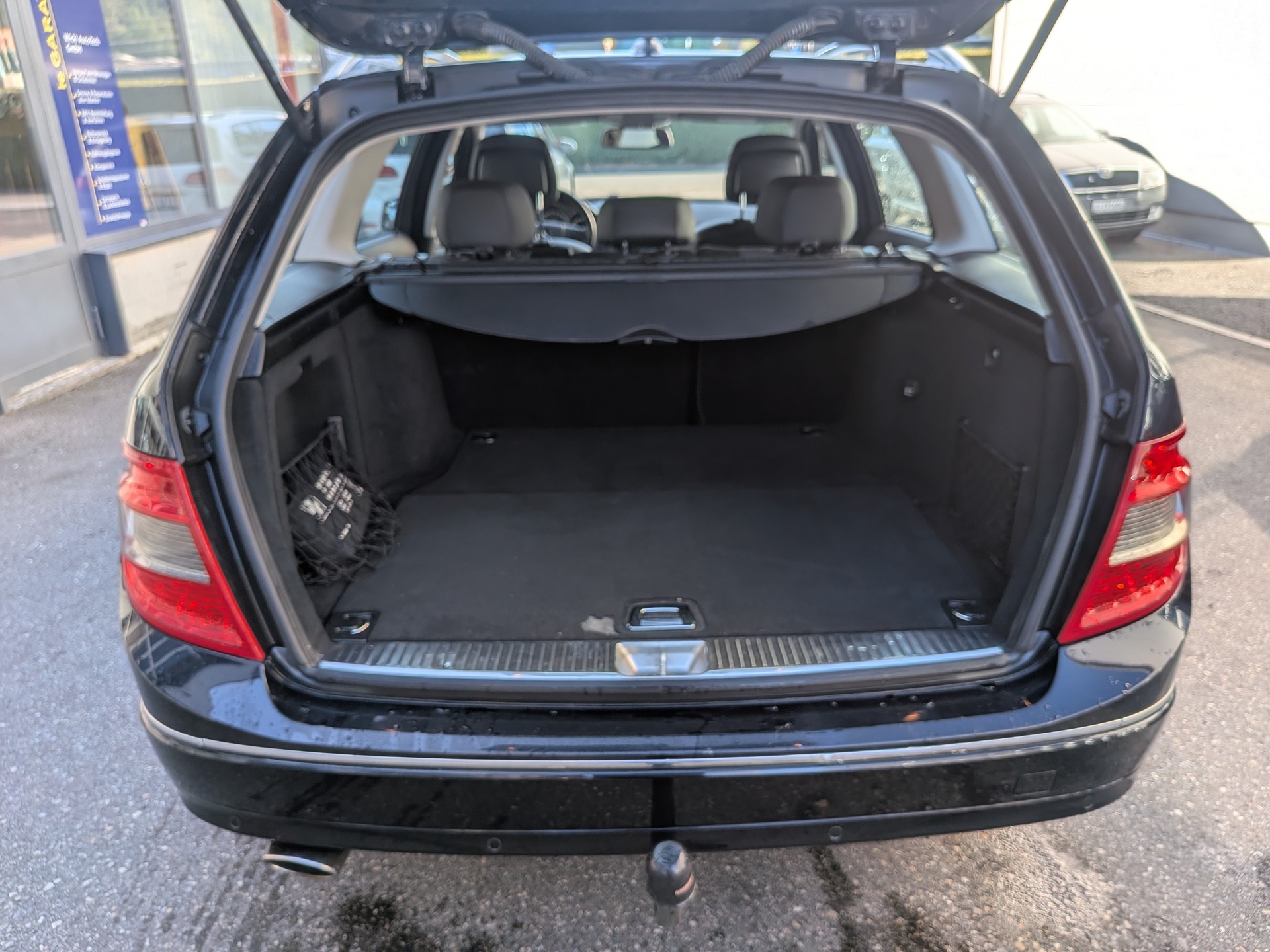 MERCEDES-BENZ C 250 CDI BlueEff. Avantgarde 4Matic 7G-Tronic-image-6