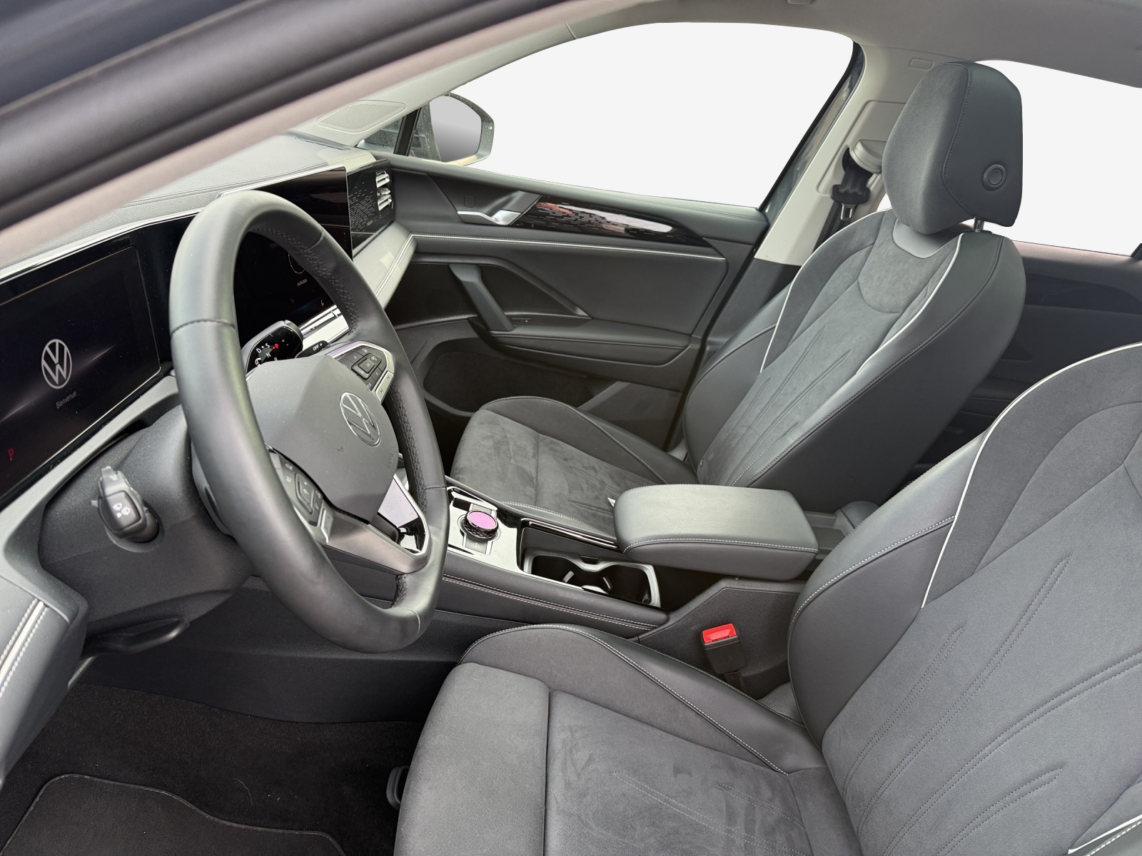 VW Tiguan 2.0 TSI DSG Elegance 4Motion-image-7