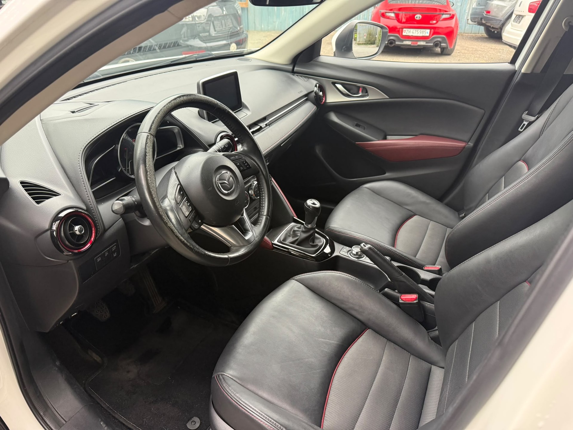 MAZDA CX-3 2.0 Revolution AWD-image-9