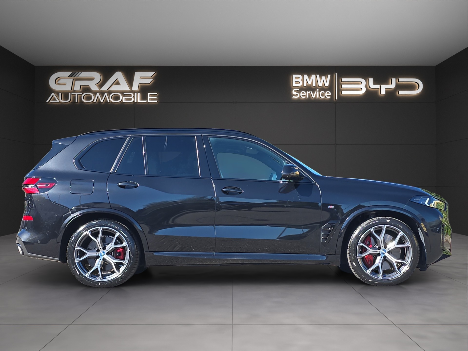 BMW X5 50e xDrive M Sport ** 2,88% Leasingaktion // 2'700 kg Anhängelast **-image-3