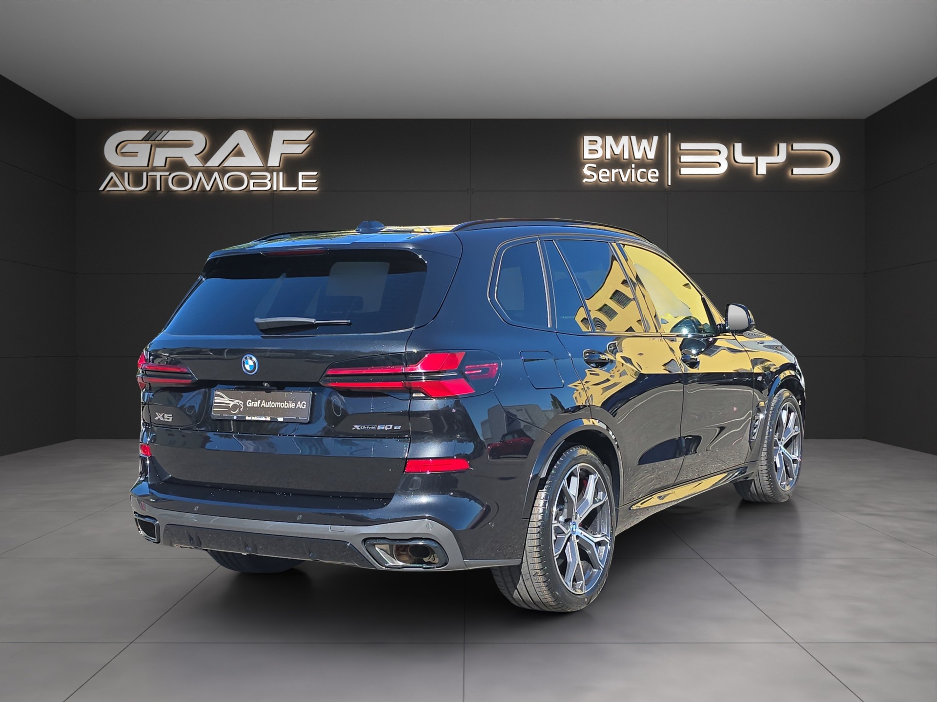 BMW X5 50e xDrive M Sport ** 2,88% Leasingaktion // 2'700 kg Anhängelast **-image-4