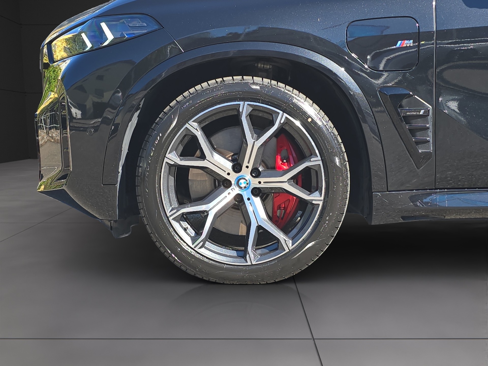 BMW X5 50e xDrive M Sport ** 2,88% Leasingaktion // 2'700 kg Anhängelast **-image-17